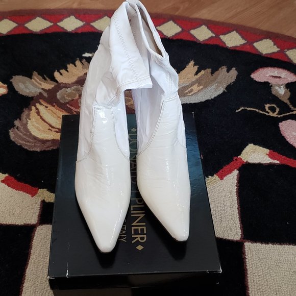 Couture Donald J Pliner - VINI2=PT Patent Boot - Picture 3 of 8